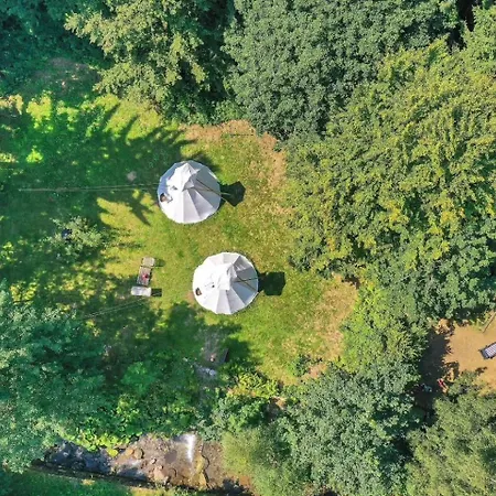 Teepee U Sedeho Vlka Роскошный шатер