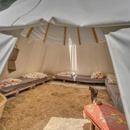 Teepee U Sedeho Vlka Luksusowy namiot Deštné v Orlických horách