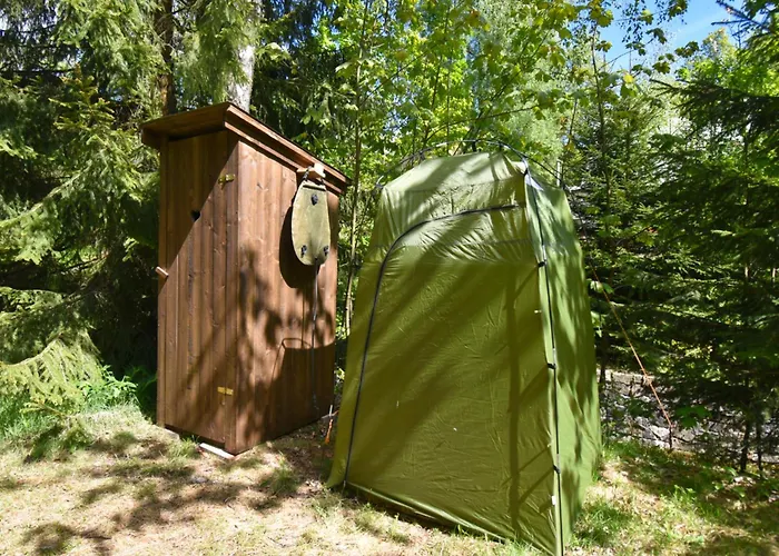Teepee U Sedeho Vlka * Destne v Orlickych horach